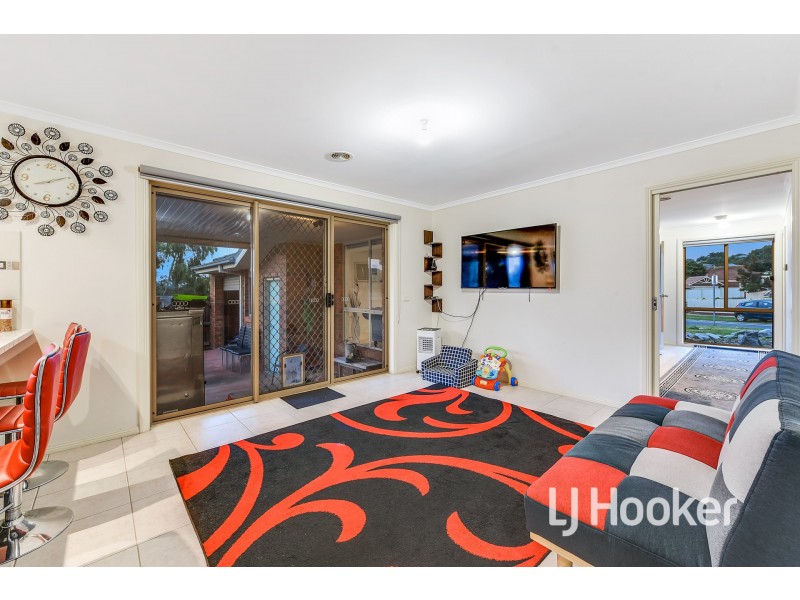 4 Shetland Court, Pakenham VIC 3810