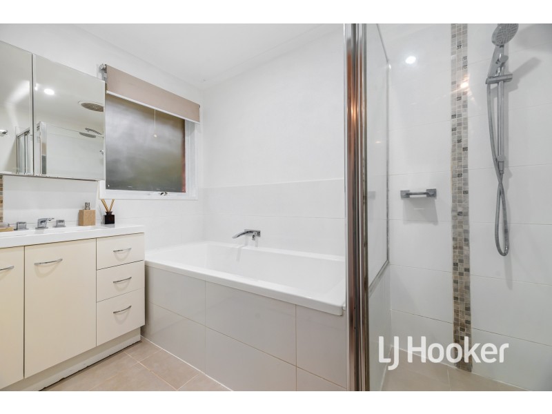 41 Mulcare Street, Nar Nar Goon VIC 3812