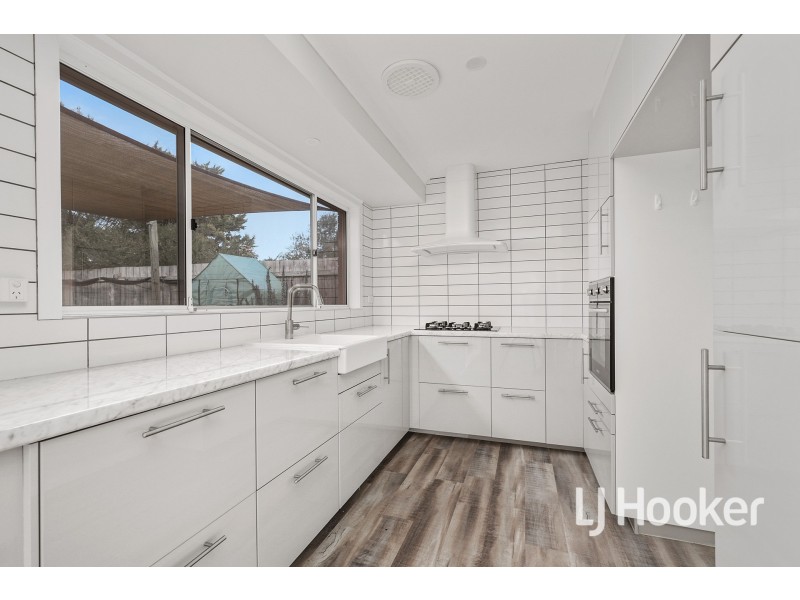 14 McNamara Court, Pakenham VIC 3810