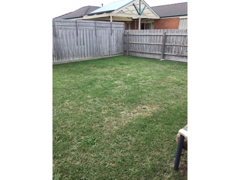 74 Pommel Street, Pakenham VIC 3810