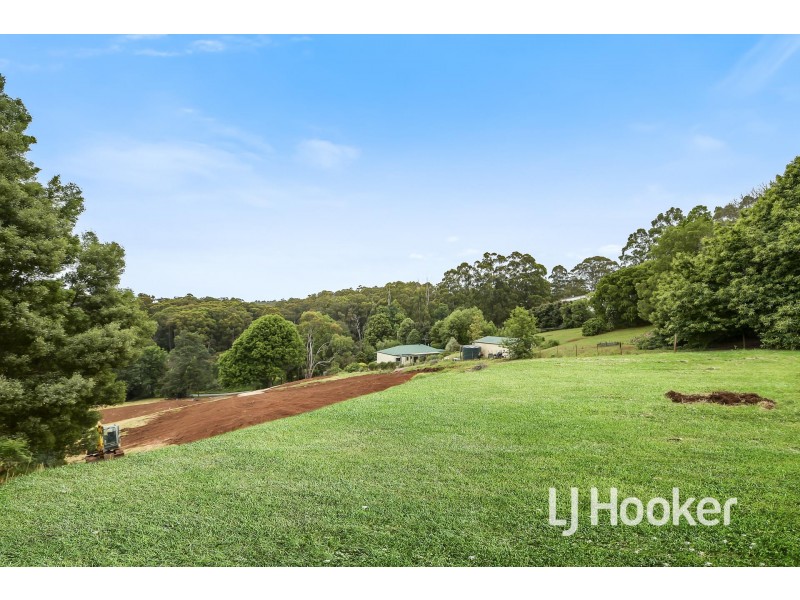 130 Red Road, Gembrook VIC 3783