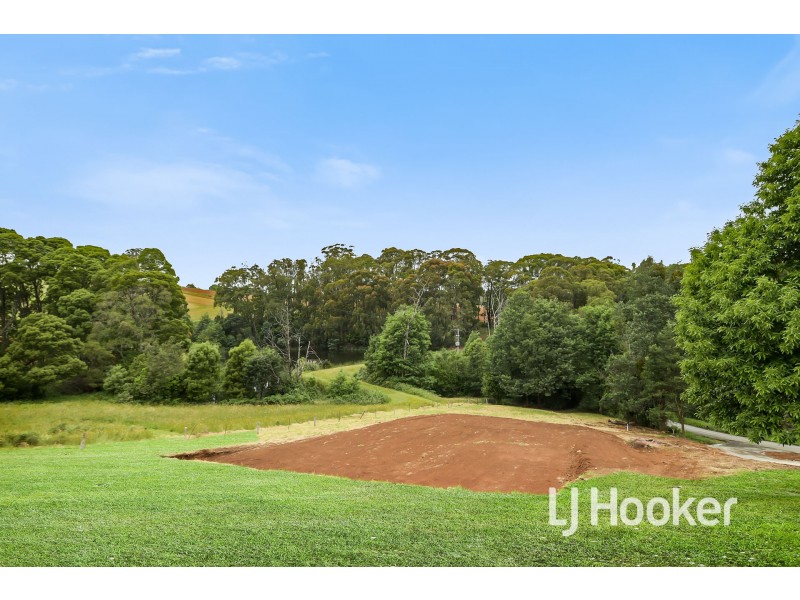 130 Red Road, Gembrook VIC 3783