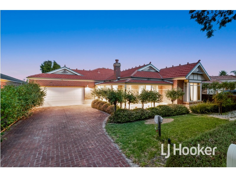 10 Sydney Street, Narre Warren South VIC 3805