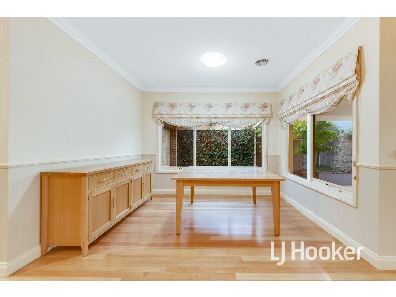 10 Sydney Street, Narre Warren South VIC 3805