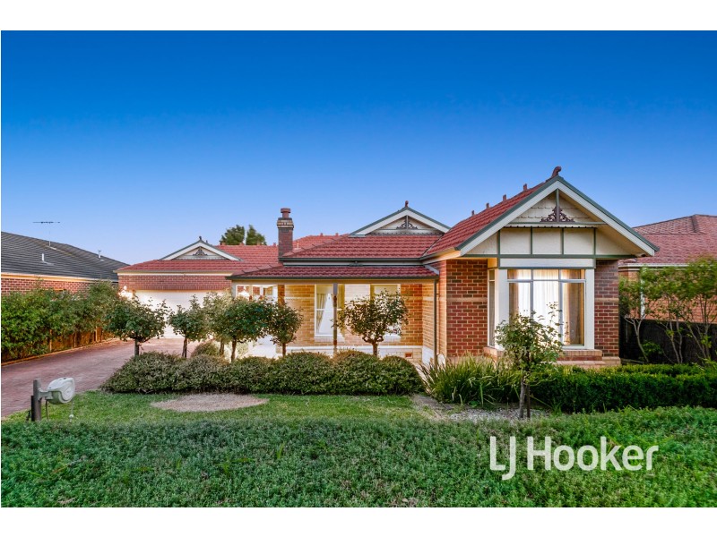 10 Sydney Street, Narre Warren South VIC 3805