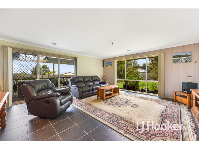 15 Shetland Court, Pakenham VIC 3810
