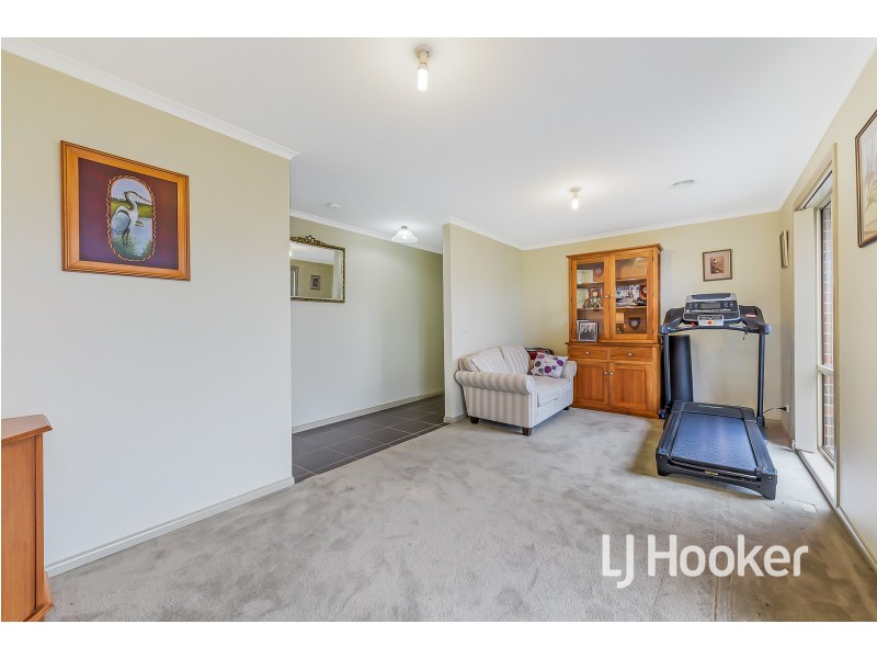 15 Shetland Court, Pakenham VIC 3810