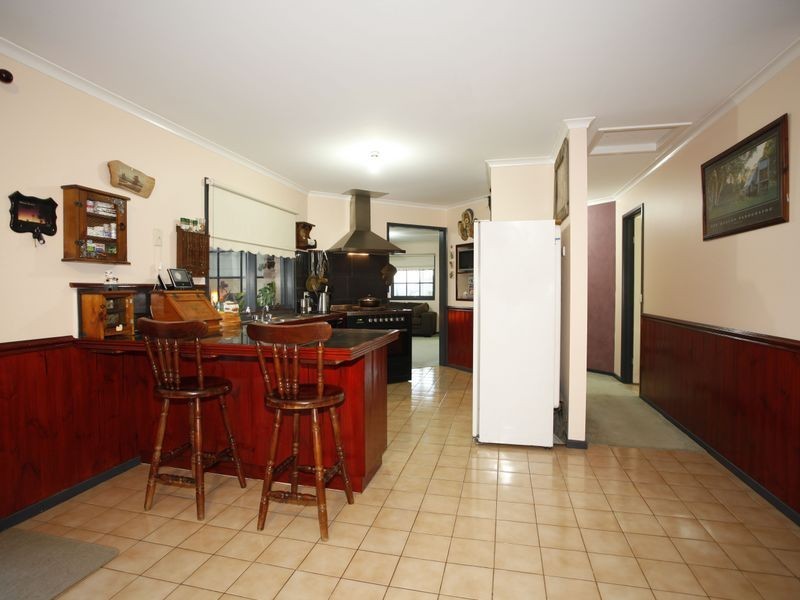 25 Leigh Drive, Pakenham VIC 3810