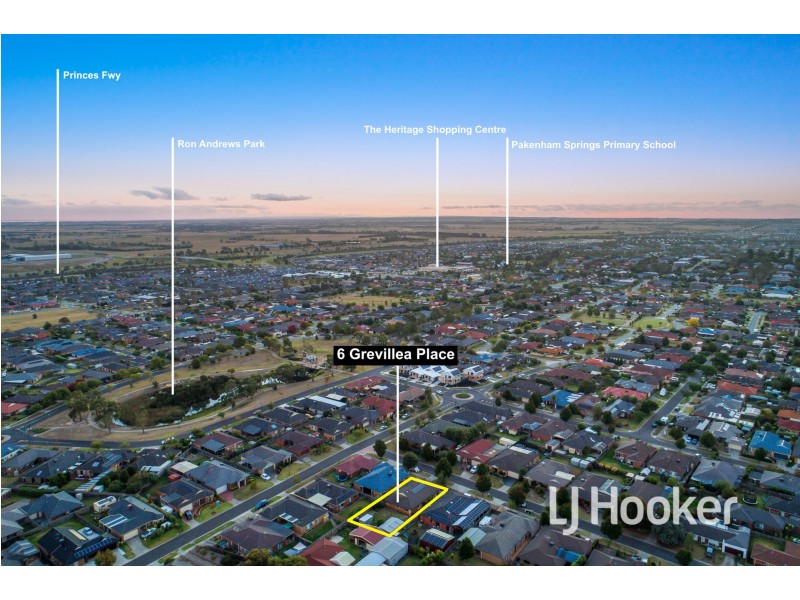 6 Grevillea Place, Pakenham VIC 3810