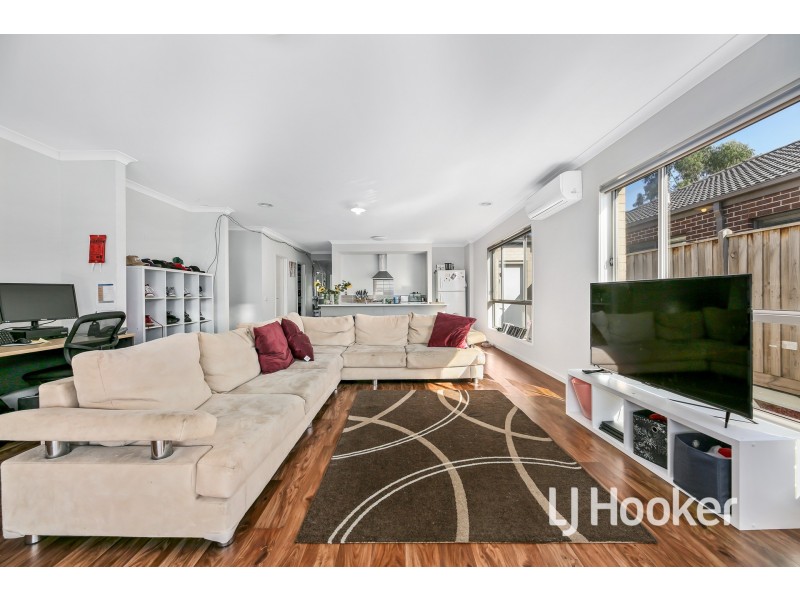 9 Franklin Way, Officer VIC 3809