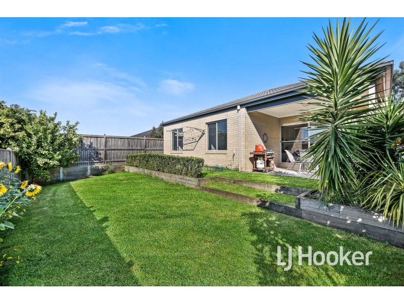 9 Franklin Way, Officer VIC 3809