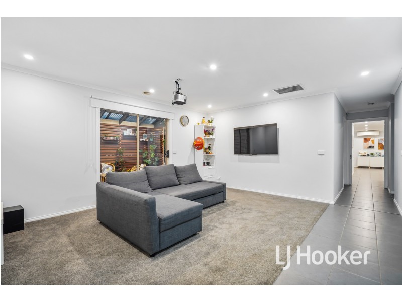 23 Tipperary Circuit, Pakenham VIC 3810