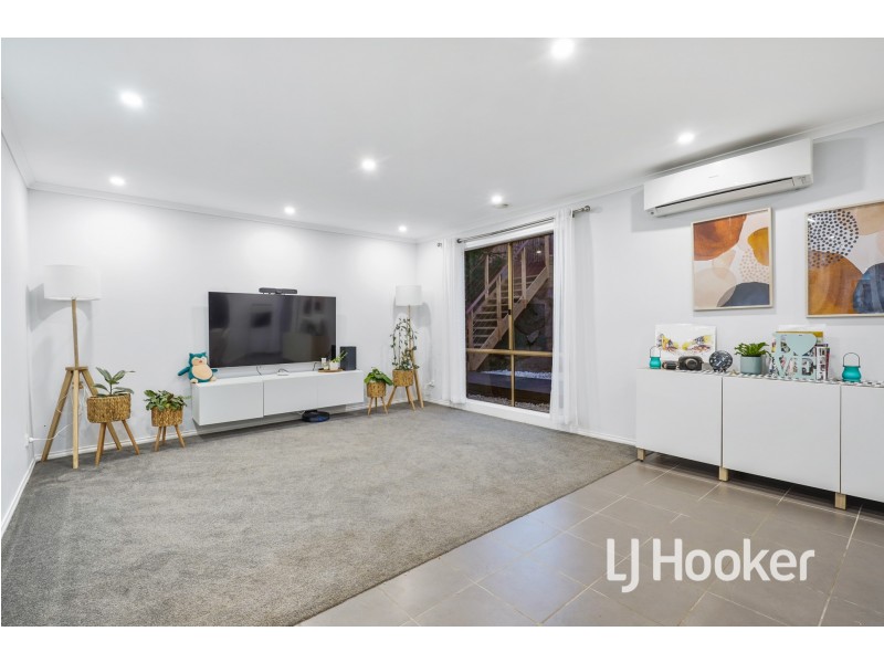 23 Tipperary Circuit, Pakenham VIC 3810