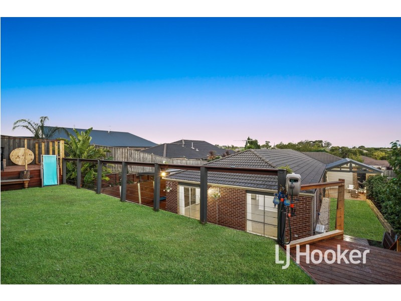 23 Tipperary Circuit, Pakenham VIC 3810