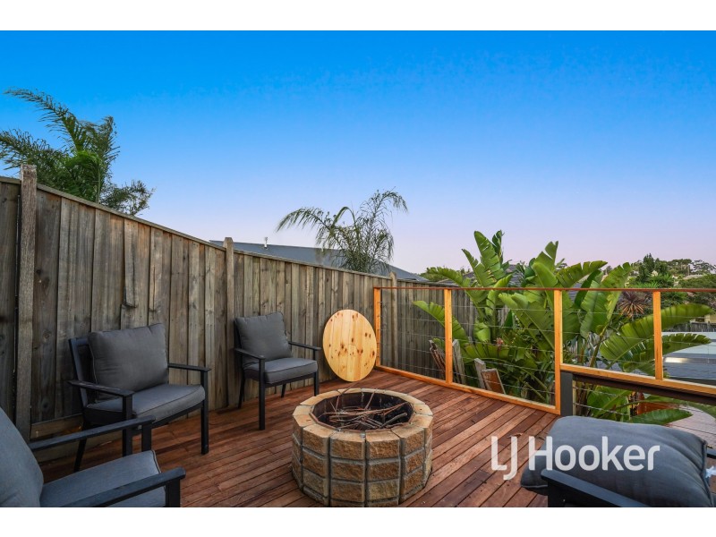 23 Tipperary Circuit, Pakenham VIC 3810