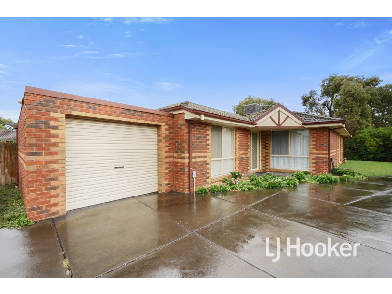 3/14 Charles Street, Pakenham VIC 3810