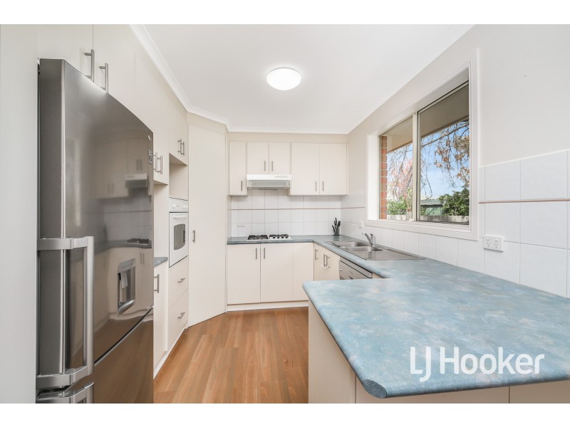 3/14 Charles Street, Pakenham VIC 3810