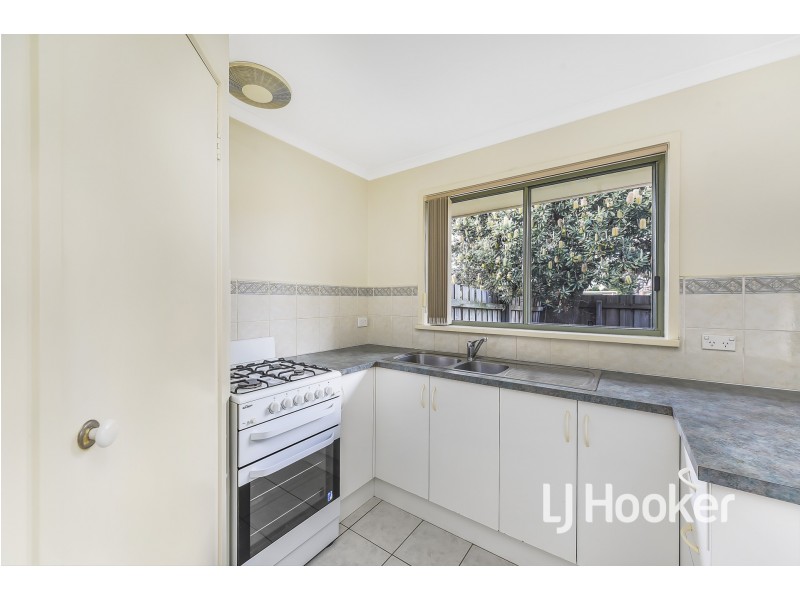 4 Joy Mews, Pakenham VIC 3810