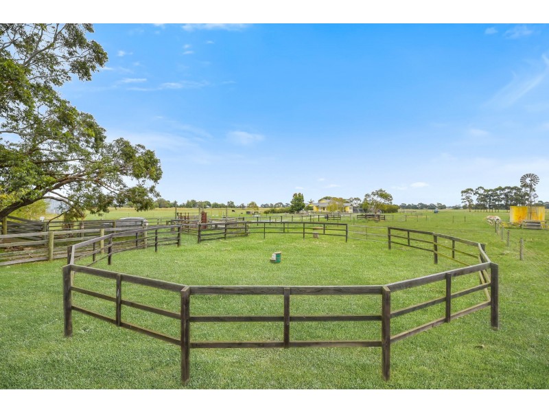 910 Bunyip-Modella Road, Iona VIC 3815