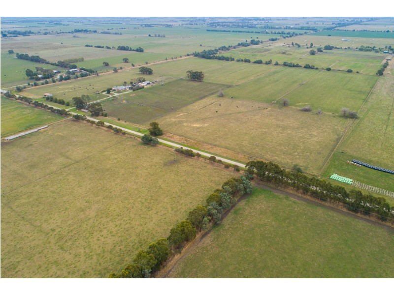 910 Bunyip-Modella Road, Iona VIC 3815