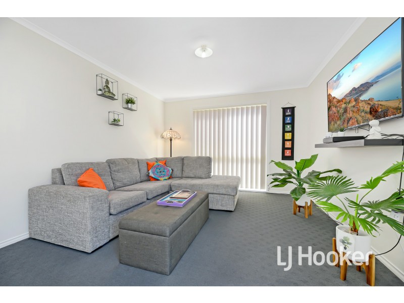 19/18-20 Ben Drive, Pakenham VIC 3810