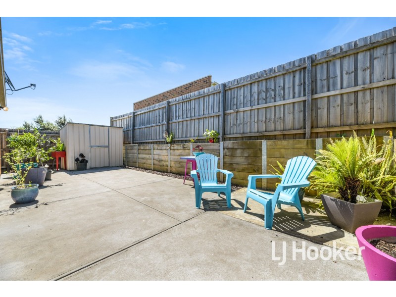 19/18-20 Ben Drive, Pakenham VIC 3810