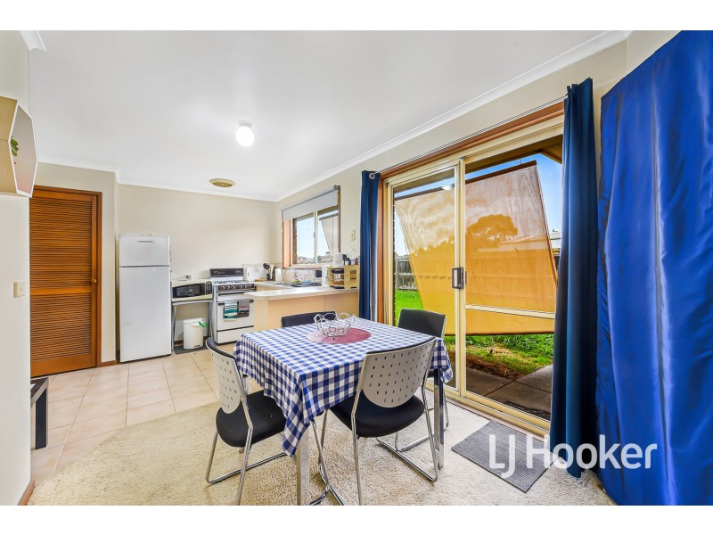 29 Simon Drive, Pakenham VIC 3810