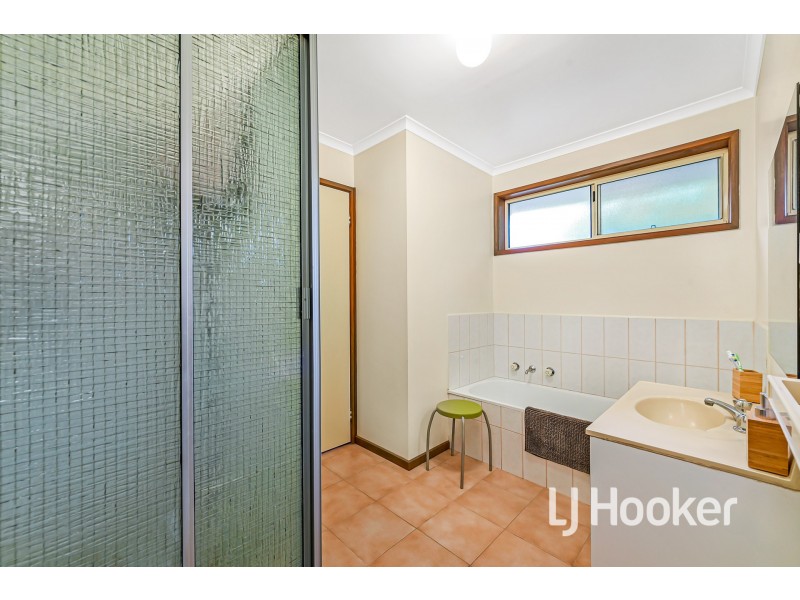 29 Simon Drive, Pakenham VIC 3810