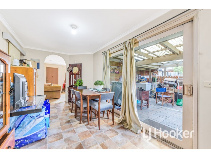 18 Sherriff Rise, Pakenham VIC 3810