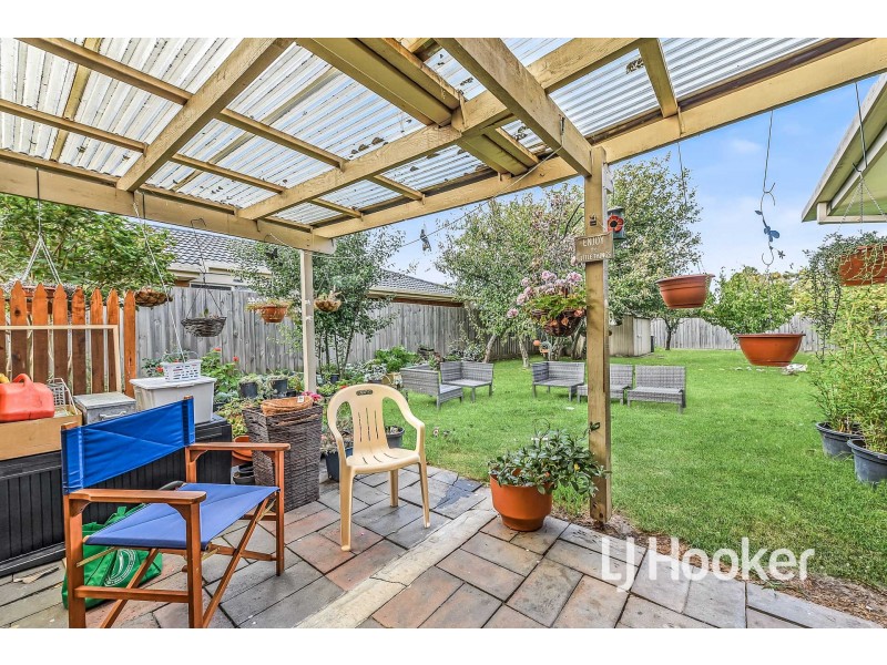 18 Sherriff Rise, Pakenham VIC 3810