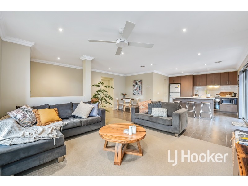 7/101 Ebony Drive, Pakenham VIC 3810