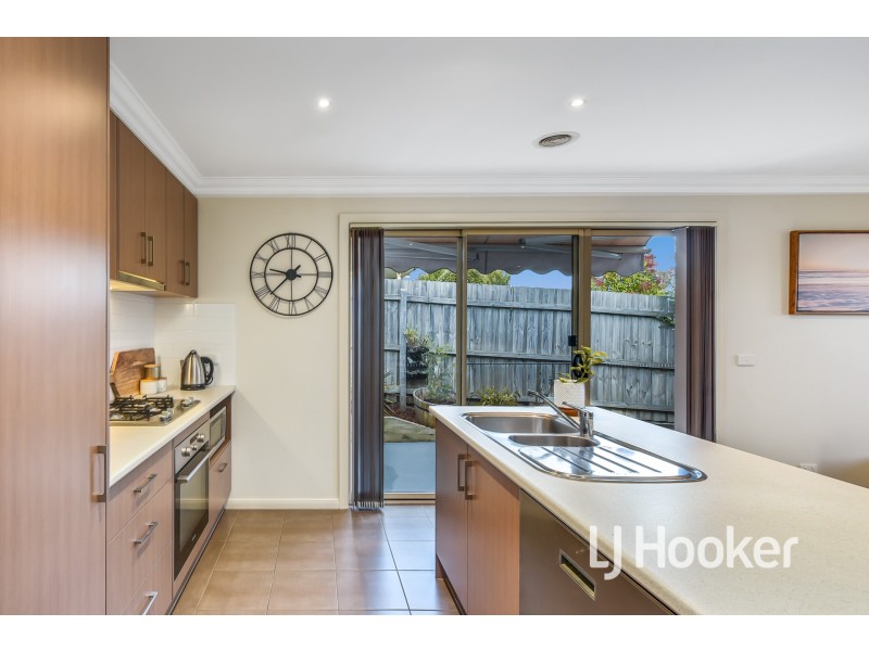 7/101 Ebony Drive, Pakenham VIC 3810
