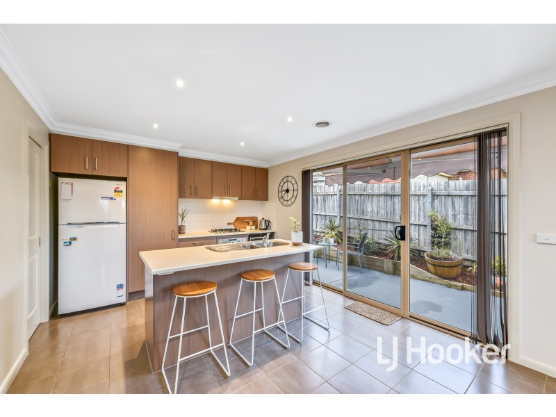 7/101 Ebony Drive, Pakenham VIC 3810