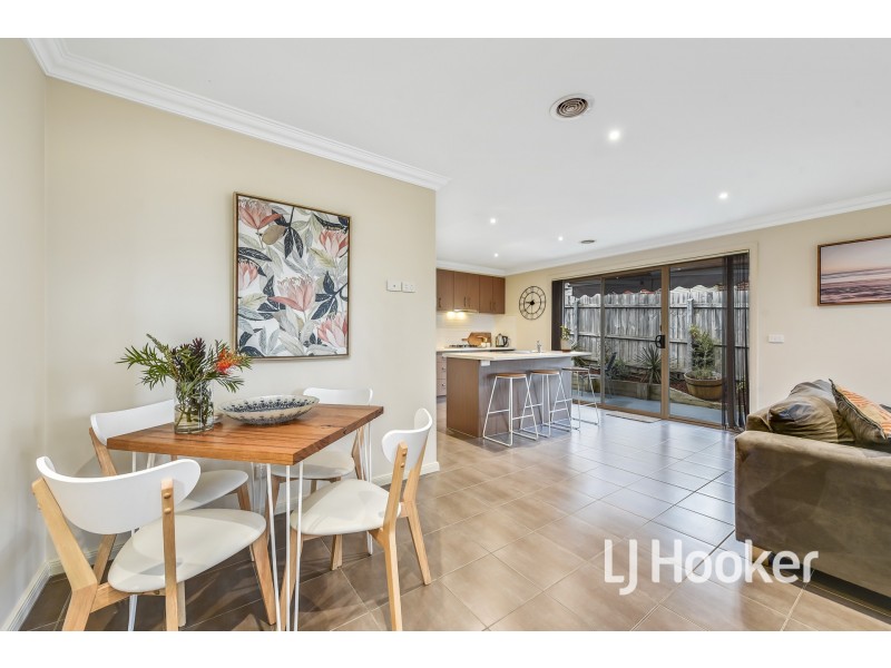 7/101 Ebony Drive, Pakenham VIC 3810