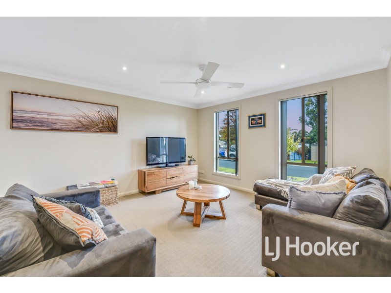 7/101 Ebony Drive, Pakenham VIC 3810