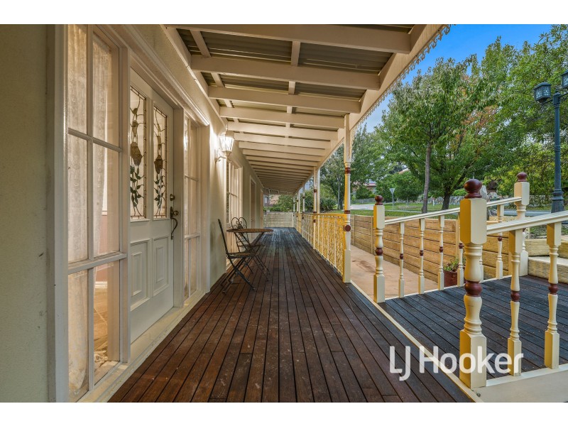 14 Stockmans Circuit, Pakenham VIC 3810