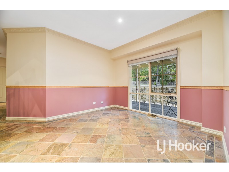 14 Stockmans Circuit, Pakenham VIC 3810
