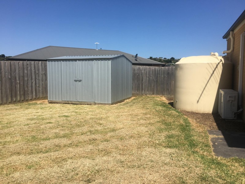 108 Cook Street, Drouin VIC 3818