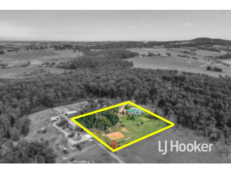 40 Izzard Lane, Tonimbuk VIC 3815