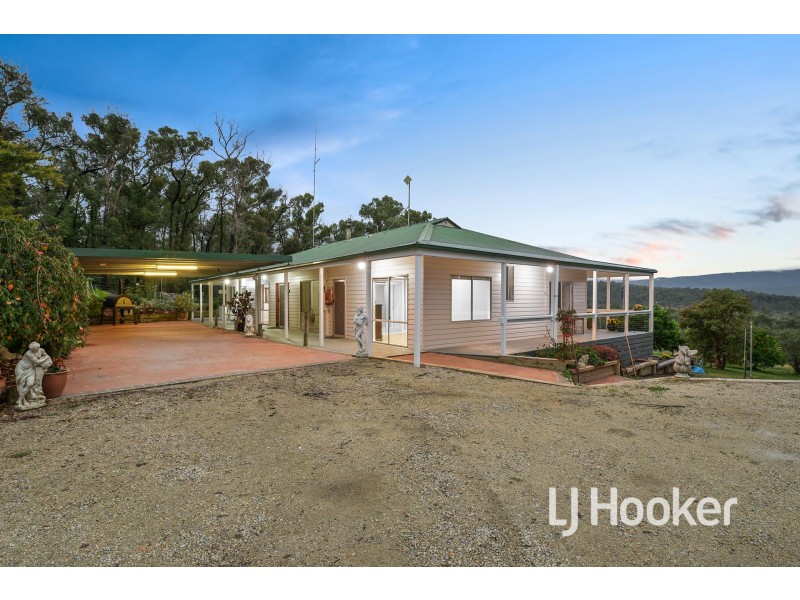 40 Izzard Lane, Tonimbuk VIC 3815