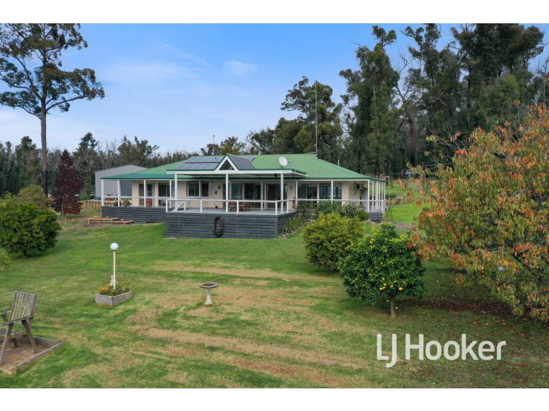 40 Izzard Lane, Tonimbuk VIC 3815