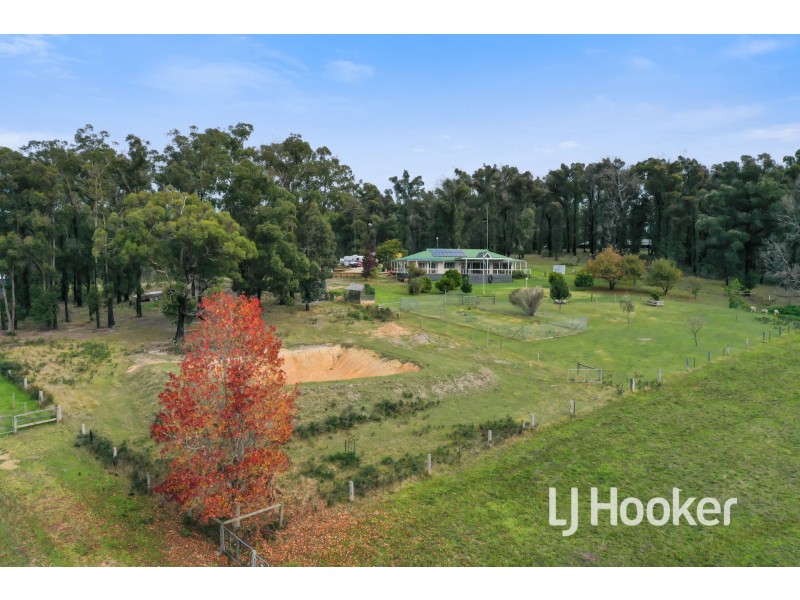 40 Izzard Lane, Tonimbuk VIC 3815