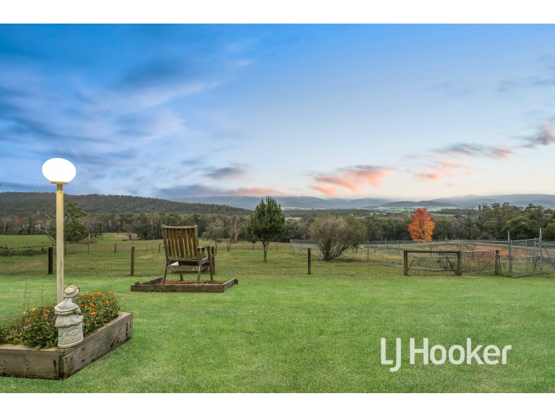 40 Izzard Lane, Tonimbuk VIC 3815