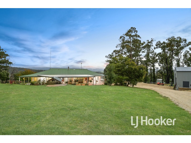 40 Izzard Lane, Tonimbuk VIC 3815