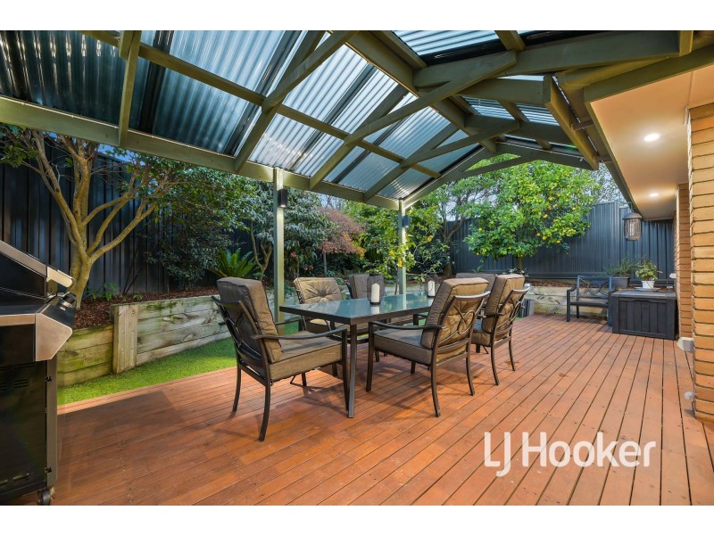 3 McInnes Court, Pakenham VIC 3810