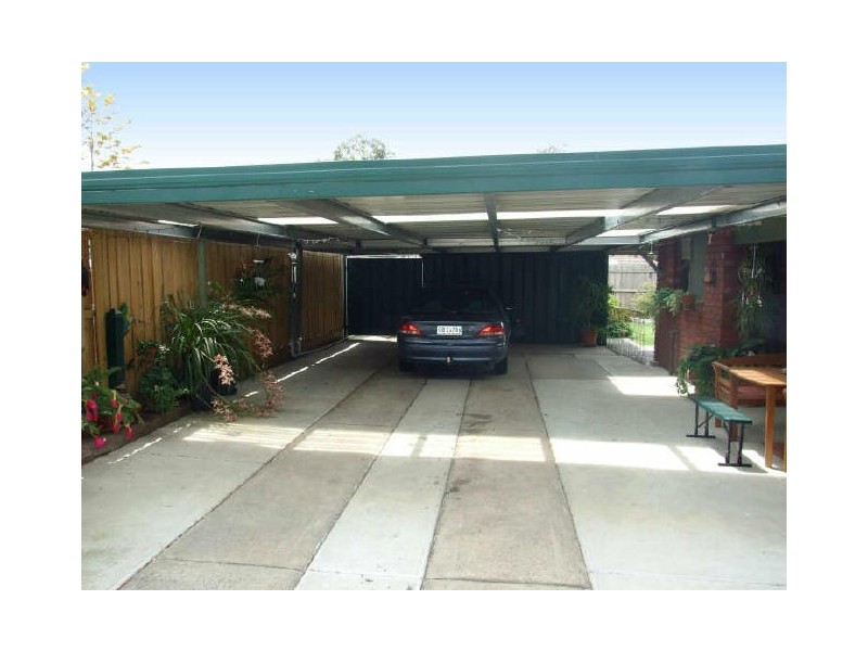 3 Close Court, Pakenham VIC 3810