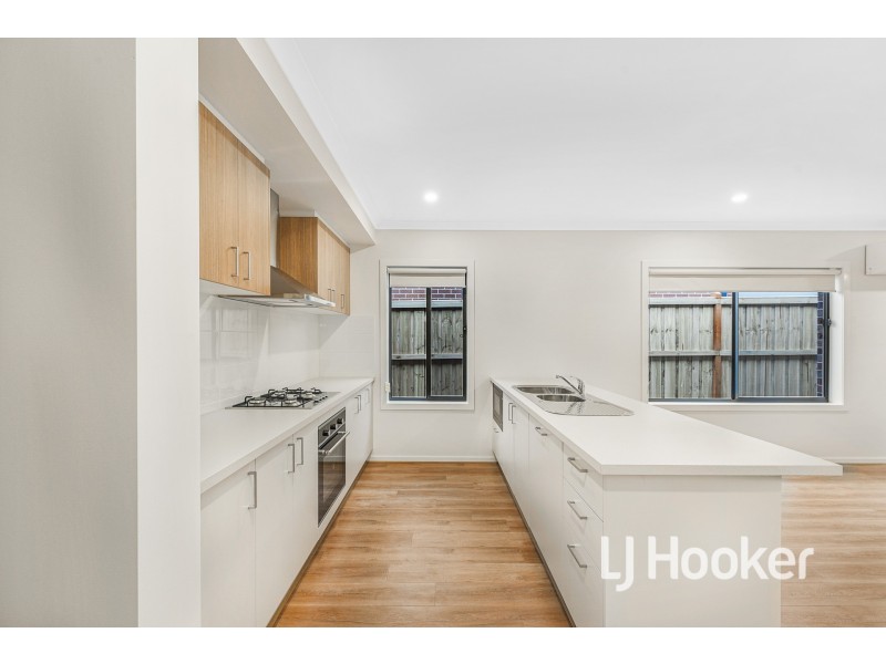 31 Kipling Drive, Officer VIC 3809