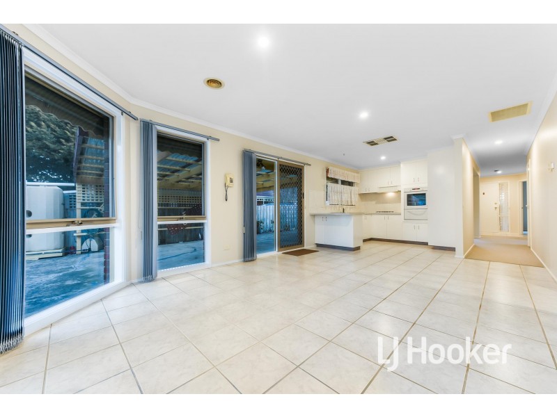 50 Parman Avenue, Pakenham VIC 3810