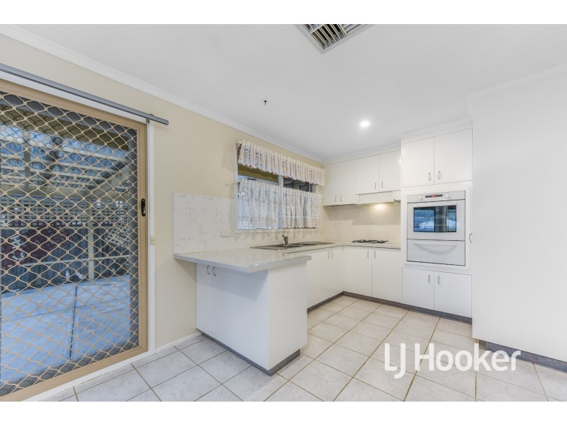 50 Parman Avenue, Pakenham VIC 3810