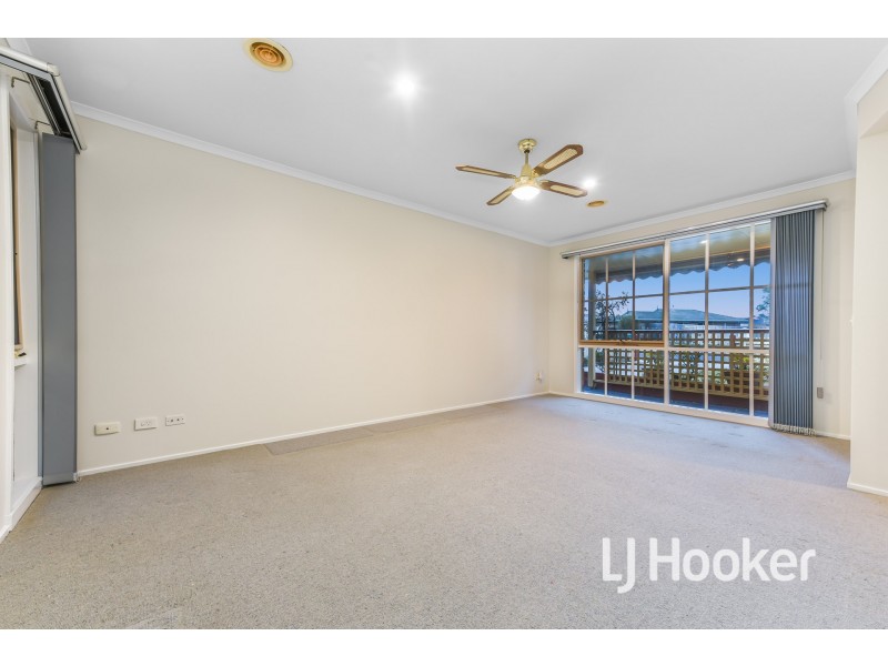 50 Parman Avenue, Pakenham VIC 3810